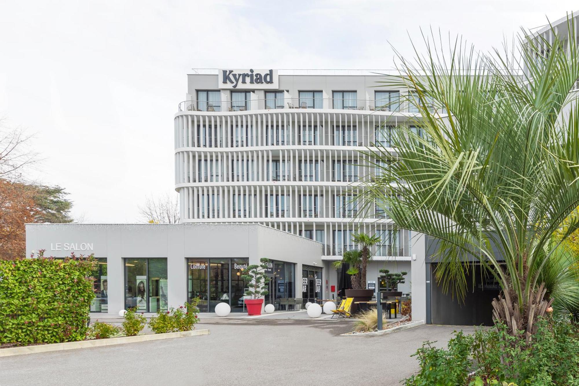 Kyriad Lyon Ouest Limonest Exteriör bild